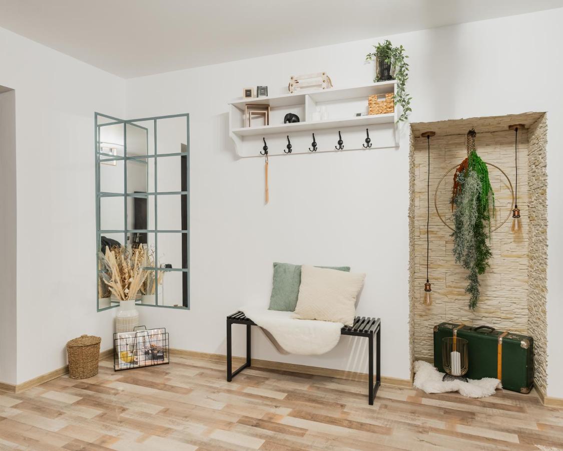 Cozee Studio - In Inima Brasovului Экстерьер фото