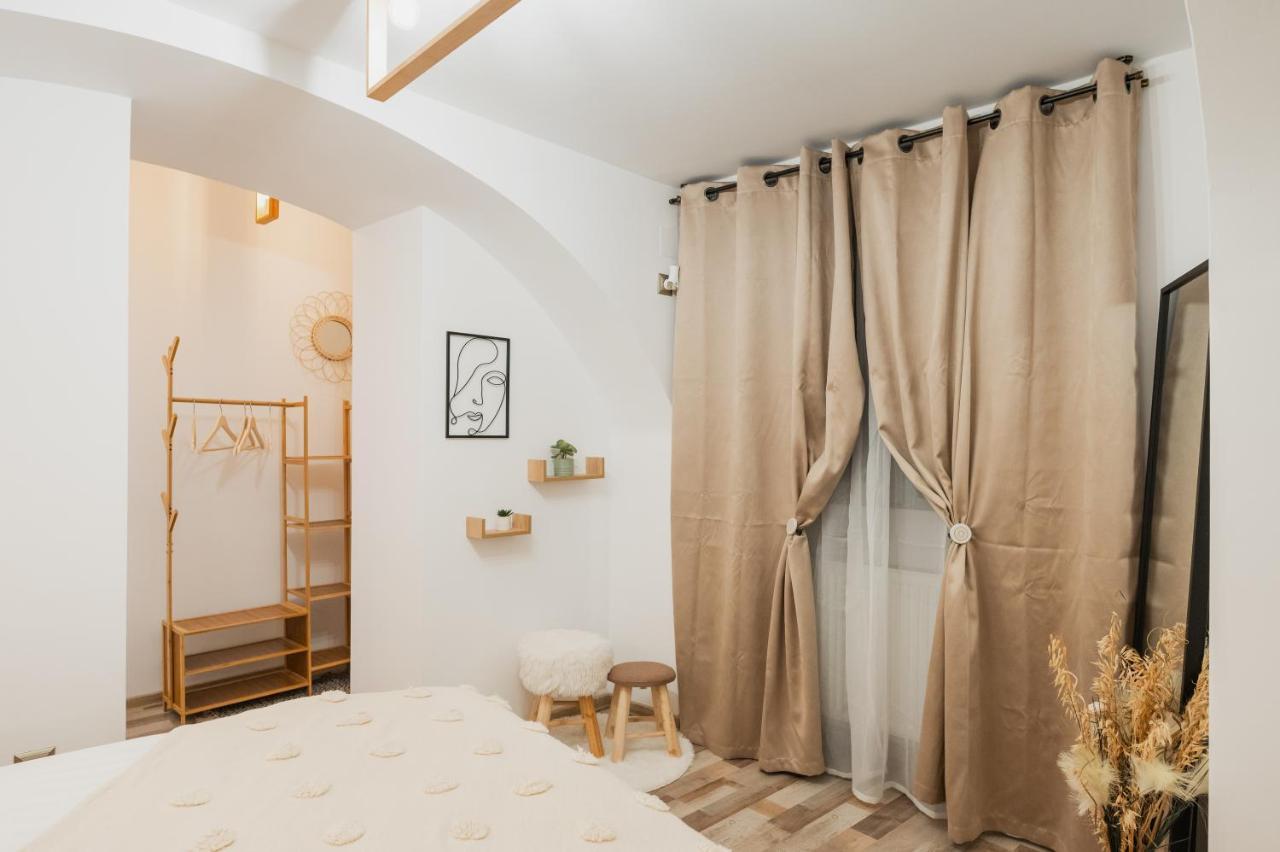 Cozee Studio - In Inima Brasovului Экстерьер фото