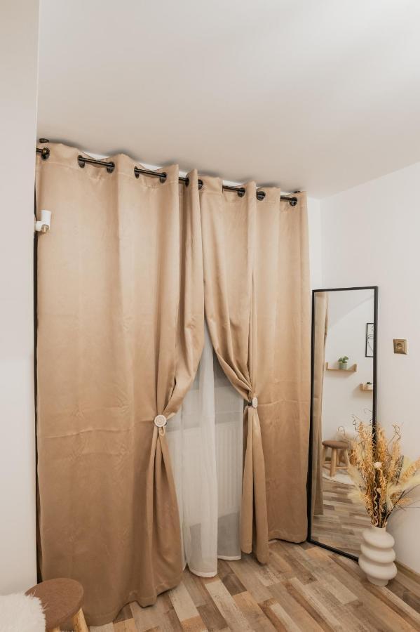 Cozee Studio - In Inima Brasovului Экстерьер фото